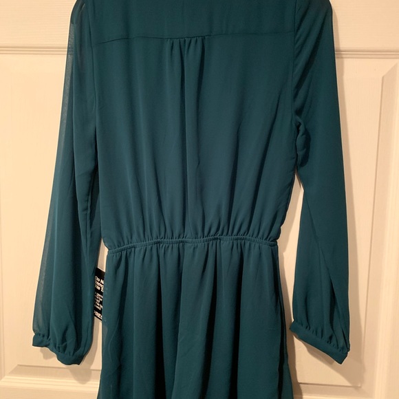 NWT - Express dressy romper - Picture 3 of 4